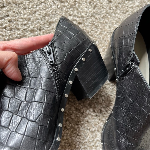 1 State Leather Croc Heeled Lizba Ankle Boots Black 8 - Picture 3 of 7